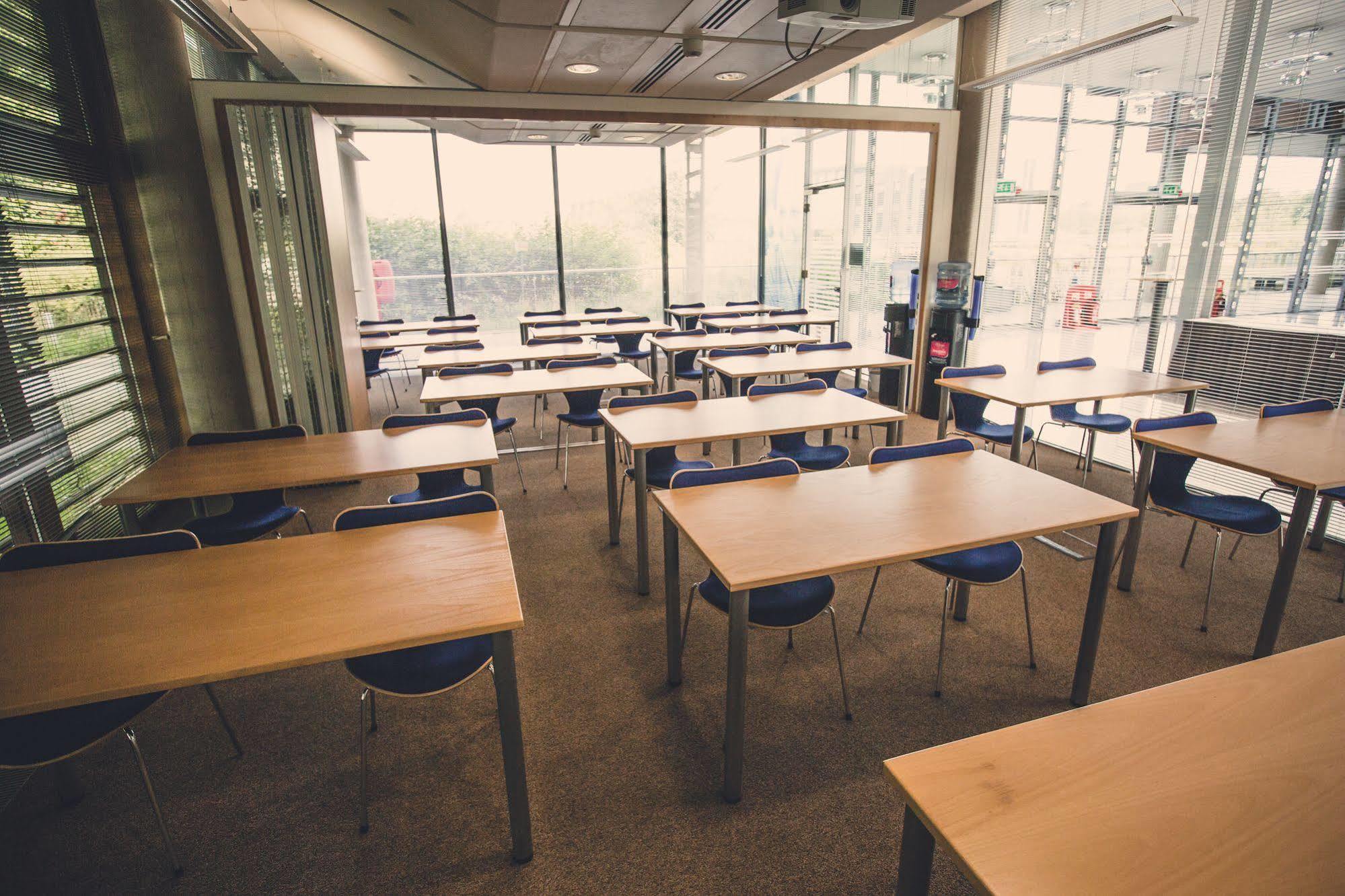 מלון נוטינגהאם Jubilee Conference Centre מראה חיצוני תמונה